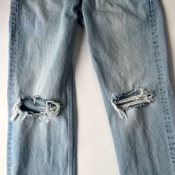 Zara 100% Cotton Straight Leg Jeans Light Wash Raw Hem Size 6 - Picture 7 of 9